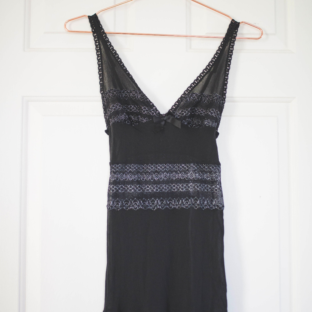 NWT Victoria's secret black and silver slip